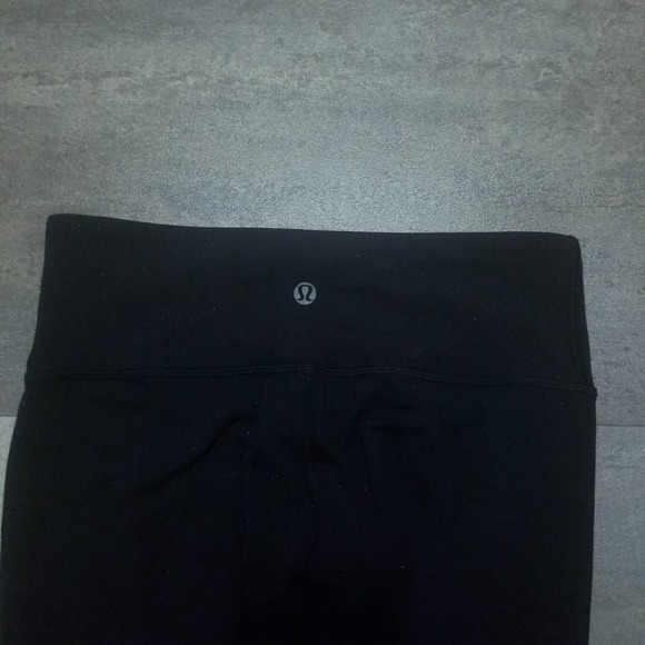 SOLD Lululemon Leggings Size 4 - Picture 5 of 5